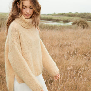 Strickset Rollkragen Pullover aus Lala Berlin Garn
